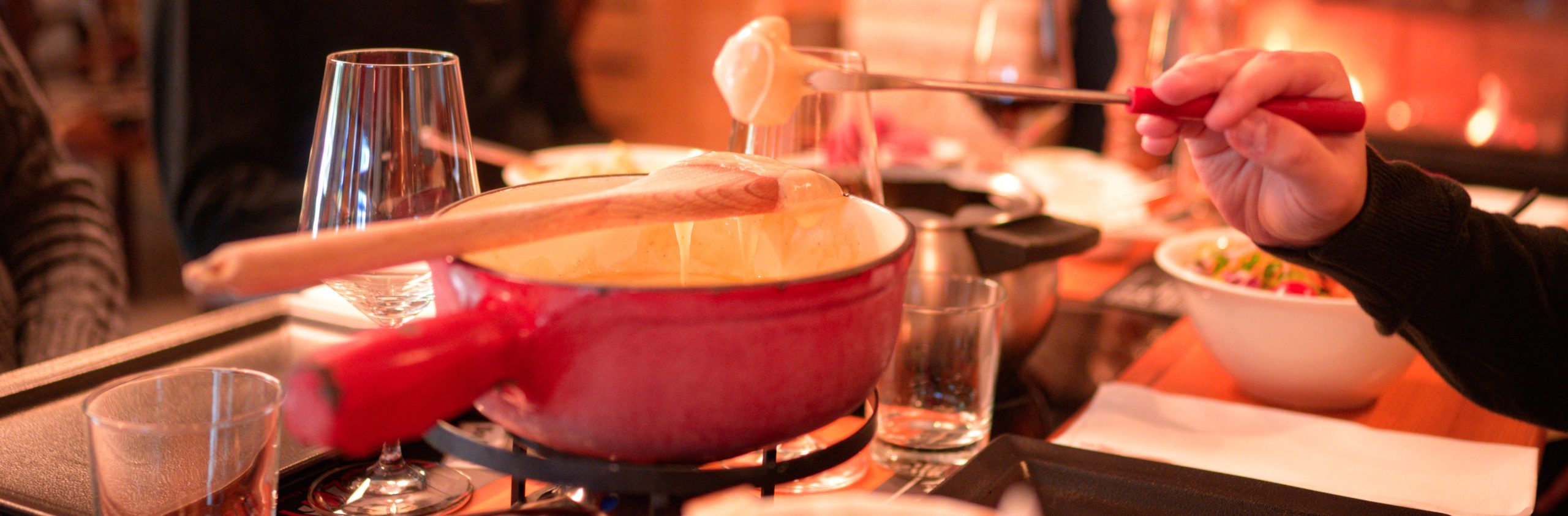 Fondue au chocolat - Recette Raclettes fondues pierrades
